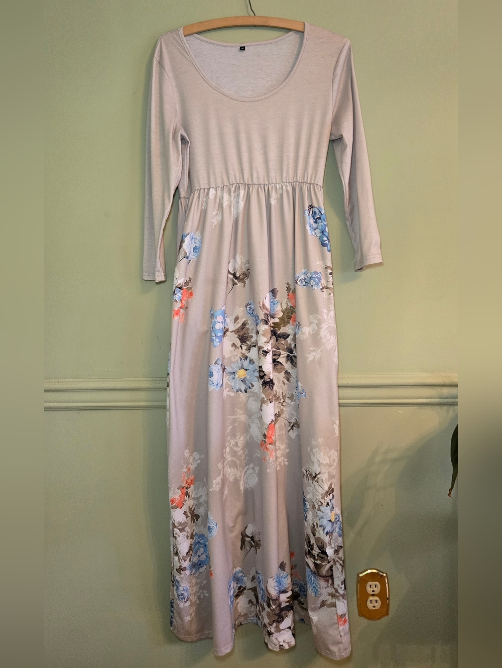 Medium Long Floral Maxi Dress in Light Gray with Blue & Coral Flowers Pockets